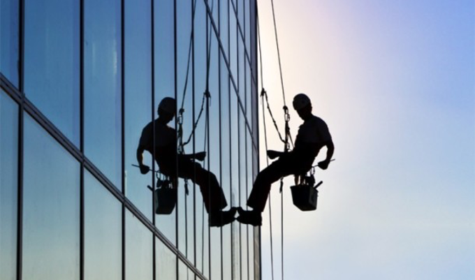 Facade and window cleaning services 1 Cleaning