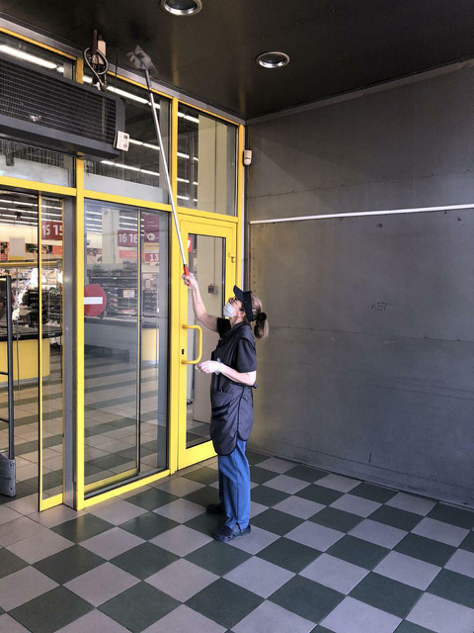 Facade and window cleaning services 2 Cleaning